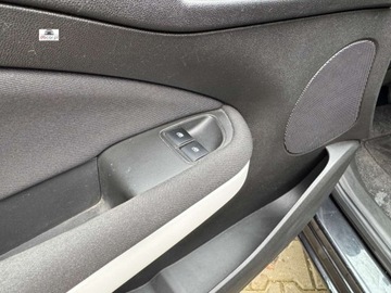 Opel Adam Hatchback 1.4 87KM 2015 Opel Adam 1.4 87KM, bogate wyposazenie, super stan, grzane fotele i kierow, zdjęcie 10