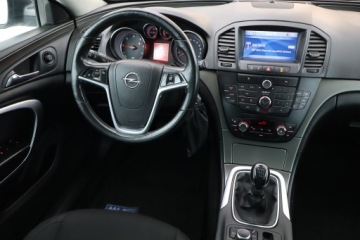 Opel Insignia I Sports Tourer 2.0 CDTI ECOTEC 130KM 2010 Opel Insignia 2.0 CDTI, Navi, Klima, Klimatronic, zdjęcie 6