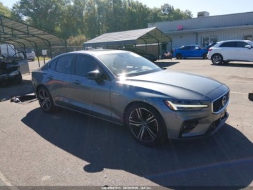 Volvo S60 III 2019 Volvo S60 T6 R-Design 2019 2.0 Benzyna 316KM, zdjęcie 6