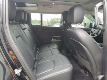 Land Rover Defender IV (L663) 2024 Land Rover Defender 2024, 3.0L, 4x4, 110 S 3.0 Benzyna 395KM, zdjęcie 7