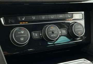 Volkswagen Passat B8 Variant 2.0 TDI SCR 240KM 2018 Volkswagen Passat R-LINE DSG Kamera 4x4 240KM Faktura Vat 23 2.0, zdjęcie 23