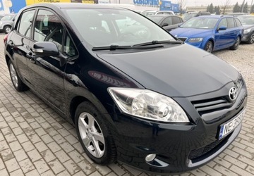 Toyota Auris I Hatchback 5d Facelifting 1.6 Valvematic 132KM 2012 Toyota Auris 1.6Benz.132KM 6Bieg.Klima Alu Skl..., zdjęcie 1