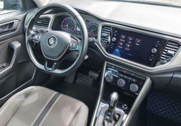 Volkswagen T-Roc I SUV 1.5 TSI ACT 150KM 2021 Volkswagen T-Roc Advance Pakiety, ACC, Podgrzewane fotele, Rozpoznawanie, zdjęcie 15
