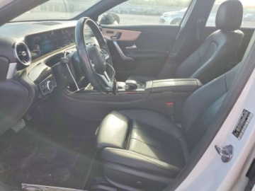 Mercedes Klasa A W177/V177 Sedan 2.0 220 190KM 2020 Mercedes-Benz Klasa A 2020 MERCEDES-BENZ A 220 4MATIC 2.0 Benzyna 190KM, zdjęcie 7