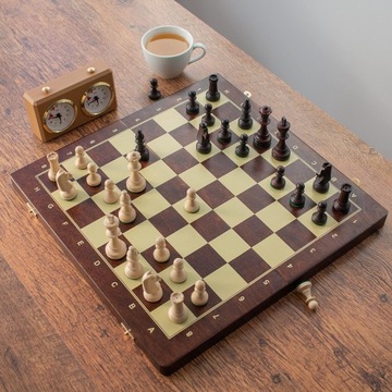 Большие классические деревянные шахматы 41 х 41 см - отлично.