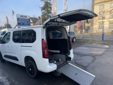 Opel Combo E Kombivan 1.5 Diesel 131KM 2020 Opel Combo Life Niepełnosprawnych inwalida PFRON