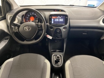 Toyota Aygo II Hatchback 3d Facelifting 1.0 VVT-i 72KM 2020 Toyota Aygo 1.0 VVT-i X-play X-shift II (2014-) To, zdjęcie 2