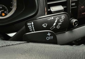 Skoda Karoq Crossover 1.6 TDI 115KM 2019 Skoda Karoq 1.6 TDI DSG GWARANCJA zarejestrowana BEZWYPADKOWA tempomat, zdjęcie 25