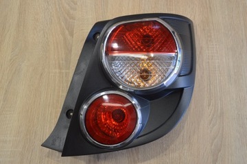 LAMPA PRAWY TYŁ CHEVROLET AVEO T300