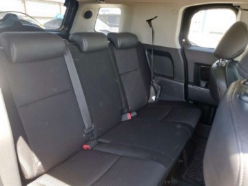 Toyota FJ Cruiser 2008 Toyota FJ 2008, po gradobiciu, od ubezpieczalni 4.0 Benzyna 243KM, zdjęcie 9