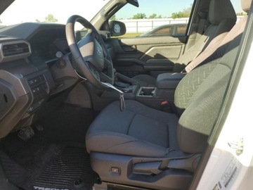 Toyota Tacoma II 2024 Toyota Tacoma 2024, 2.4L, 4x4, SR5, od ubezpieczalni, zdjęcie 6