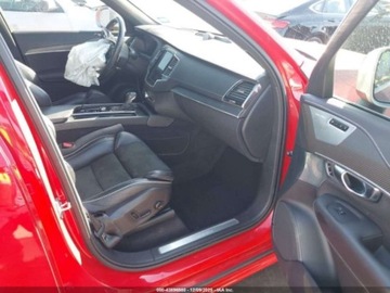 Volvo XC90 II SUV 2.0 T5 250KM 2018 Volvo XC 90 2.0 T5 250 KM, 4x4, R-Design, niski przebieg, prosta naprawa, zdjęcie 4