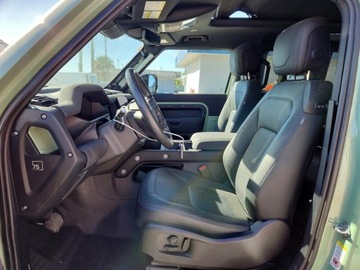 Land Rover Defender IV (L663) 2023 Land Rover Defender 90 75th Ltd Edition 2023 3.0 Benzyna 395KM, zdjęcie 7