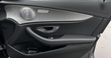 Mercedes Klasa E W213 Limuzyna 2.0 220d 194KM 2020 Mercedes-Benz Klasa E 4Matic SalonPL Burmester Distronic Pneumatyczne Zawi, zdjęcie 12