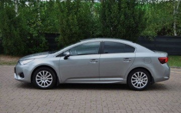 Toyota Avensis III Sedan Facelifting 2015 1.8 Valvematic 147KM 2015 Toyota Avensis GWARANCJA, LIFT, 2015r, 1.8 Benzyna, Niski przebieg, Dobre, zdjęcie 8