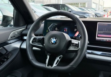 BMW Seria 5 G90-91 2025 BMW Seria 5 I wlasciciel M Sport Hak Gwarancja Bezwypadkowy FVAT23, zdjęcie 16