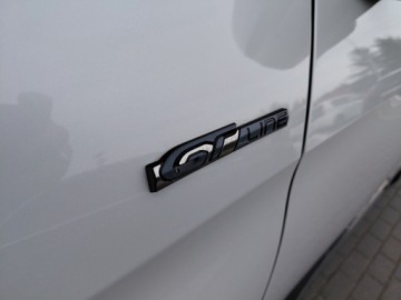 Peugeot 3008 II Crossover 2.0 BlueHDi 150KM 2017 Peugeot 3008 GT Line Full LED Skora Podgrzewane fotele Alu 2.0 Diesel, zdjęcie 9