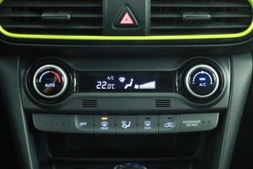Hyundai Kona I Crossover 1.6 T-GDI 177KM 2019 Hyundai Kona 1.6 T-GDI, Salon Polska, Serwis ASO, zdjęcie 13