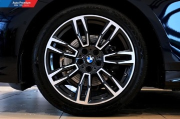 BMW Seria 5 G90-91 Touring 2.0 520d 197KM 2024 BMW Seria 5 520d xDriveFV23Repair InclusiveAdaptacyjny Reflektor LEDM Sport, zdjęcie 25