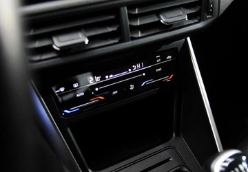 Volkswagen Taigo 1.0 TSI 95KM 2022 Volkswagen Taigo _1.0 benzyna_90KM_ Benzyna 95KM, zdjęcie 13