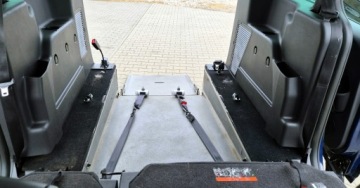 Ford Transit Connect II VAN 1.5 TDCi 100KM 2016 Ford Transit Connect 1,5 Diesel Klima Serwis Rampa Dla Niepelnosprawnych, zdjęcie 6