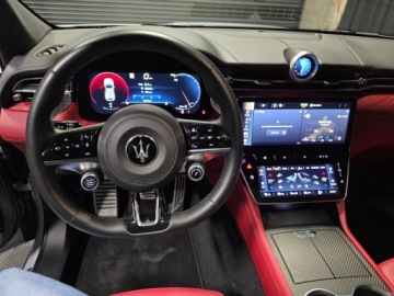 Maserati 2023 Maserati Grecale Modena 2023 2.0 Benzyna 325KM, zdjęcie 13