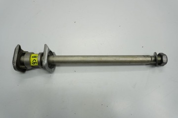 TRIUMPH TRIDENT 660 21- OŚKA OŚ TYŁ