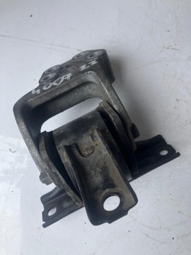 UCHYCENÍ ULOŽENÍ MOTORU PEUGEOT 4007 2,2 HDI