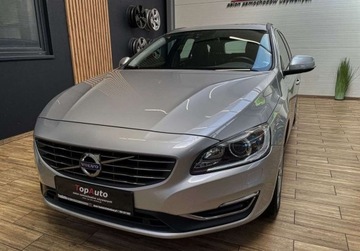 Volvo V60 I Kombi Facelifting 2.0 D4 DRIVE-E 190KM 2016 Volvo V60 D4 190KM BEZWYPADKOWY automat gwarancja 2.0 Diesel, zdjęcie 12