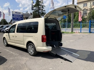 Volkswagen Caddy IV Kombi Maxi 2.0 TDI SCR BlueMotion Technology 102KM 2017 Volkswagen Caddy Niepełnosprawnych inwalida, zdjęcie 20