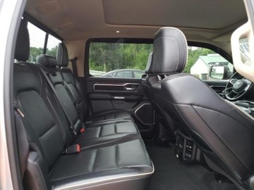  RAM 1500 2021r., Laramie, od ubezpieczalni 5.7 Benzyna 395KM, zdjęcie 8