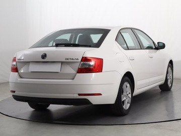 Skoda Octavia III Liftback Facelifting 1.6 TDI 115KM 2018 Skoda Octavia 1.6 TDI, Salon Polska, zdjęcie 4