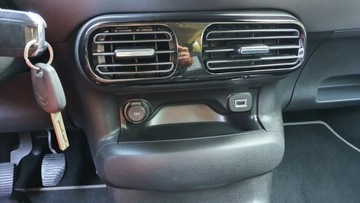 Citroen C4 Cactus Crossover 1.6 BlueHDi 100KM 2014 Citroen C4 Cactus 1.6 HDI # Navi # Kamera #, zdjęcie 21