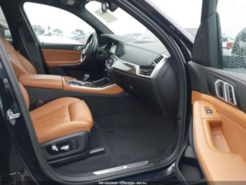 BMW X5 G05 2022 BMW X5 2022r., 4x4, 3.0L 3.0 Benzyna 335KM, zdjęcie 8