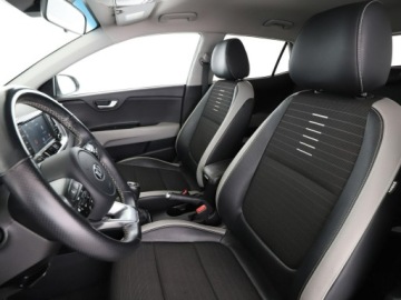Kia Stonic I Crossover 1.6 CRDi 110KM 2018 Kia Stonic klima auto navi kamera i czujniki, zdjęcie 12