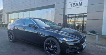Jaguar XE Sedan Facelifting 2.0 i4P 250KM 2019 Jaguar XE 2.0 Benzyna 250KM, zdjęcie 17