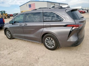 Toyota Sienna III 2021 Toyota Sienna XLE 2021 2.5l 2.5 Hybryda 245KM, zdjęcie 1