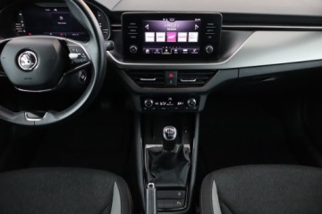 Skoda Kamiq Crossover 1.0 TSI 110KM 2022 Skoda Kamiq 1.0 TSI, Salon Polska, Serwis ASO, zdjęcie 11