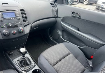 Hyundai i30 I CW 1.6 DOHC CVVT 126KM 2009 Hyundai i30 1.6Benz.126KM Klima Alufelgi ESPKurtyny Pelen Serwis FAKTURA G, zdjęcie 13