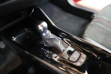 Toyota C-HR I Crossover Facelifting 2.0 Hybrid Dynamic Force 184KM 2022 Toyota C-HR 2.0 Hybrid GR Sport 2.0 Hybryda 184KM, zdjęcie 13