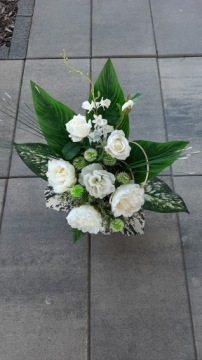 Искусственные цветы для украшения могилы, цветы для кладбища