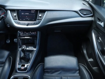 Opel 2017 Opel Grandland 1.2 Turbo, Skóra, Navi, Klima, zdjęcie 7