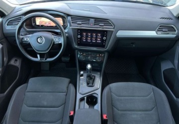 Volkswagen Tiguan II SUV 1.5 TSI EVO 150KM 2019 Volkswagen Tiguan Comfortline Pakiety, ACC, Kamera, GPS, ergoActive z mas, zdjęcie 3
