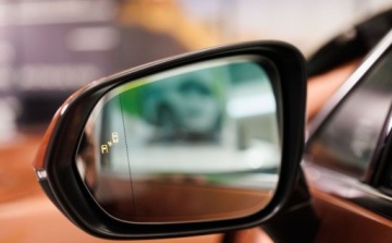 Lexus RX V 2.5 450h+ 309KM 2025 Lexus RX 450h Omotenashi PLUG-IN 2.5 Hybryda Plug-in 309KM, zdjęcie 14