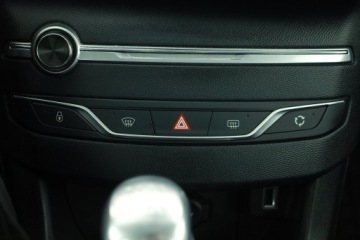 Peugeot 308 II SW Facelifting 1.5 BlueHDI 130KM 2019 Peugeot 308 1.5 BlueHDi, Salon Polska, Serwis ASO, zdjęcie 11