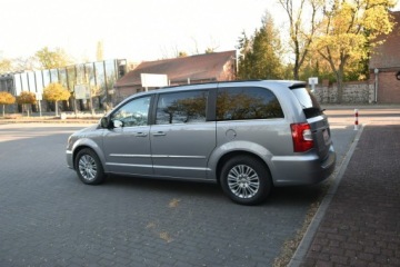 Chrysler Town &amp; Country V 2014 Chrysler Town &amp; Country S 3.6 V6 292KM 2014r., zdjęcie 3