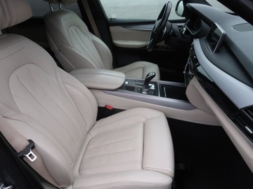 BMW X5 F15 SUV xDrive25d 231KM 2017 BMW X5 xDrive25d, Salon Polska, 227 KM, 4X4, zdjęcie 8