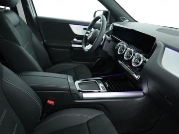 Mercedes GLA II Off-roader Facelifting 2.0 220 190KM 2026 MERCEDES-BENZ GLA 220 4-Matic AMG Line 2.0 (190KM) 2026, zdjęcie 5