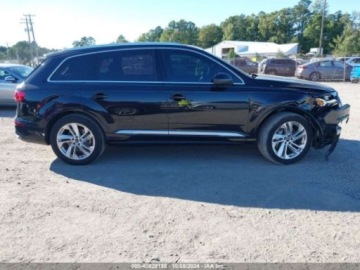 Audi Q7 II 2021 Audi Q7 Prestige 55, 2021r., 4x4, 3.0L 3.0 Benzyna 335KM, zdjęcie 4