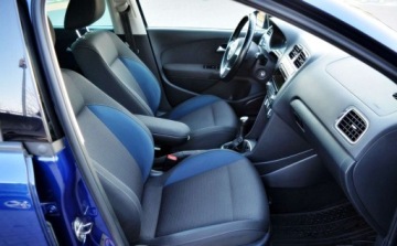 Volkswagen Polo V Hatchback 5d 1.4 85KM 2010 Volkswagen Polo 1.4 MPI TEAM Bezwypadek Klimatyzacja, Podgrzewane fotele, zdjęcie 6